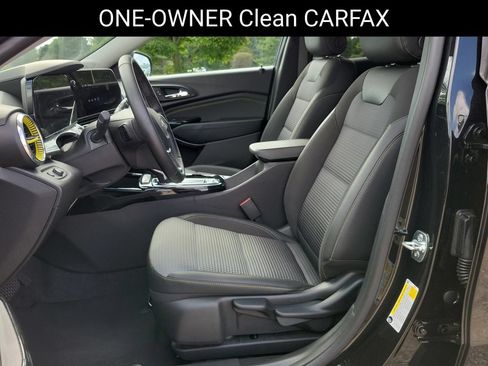 Used 2025 Chevrolet Trax LT w/ LT Convenience Package FWD image 7