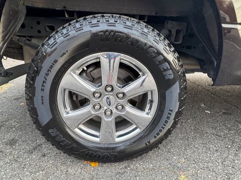 Used 2019 Ford F150 XLT w/ Equipment Group 302A Luxury image 29