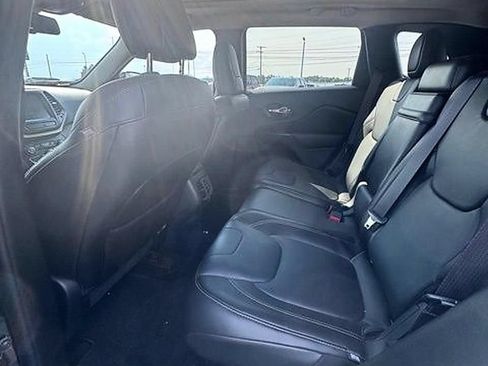Used 2016 Jeep Cherokee Limited AWD/4WD image 9