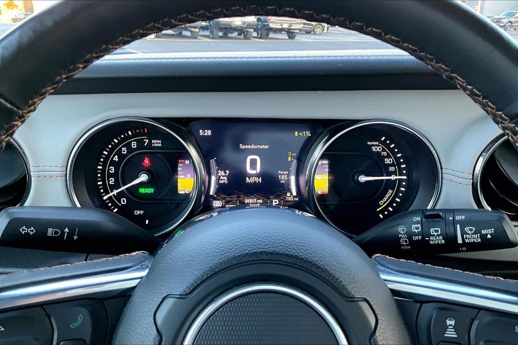Used 2023 Jeep Wrangler Unlimited Sahara AWD/4WD image 19