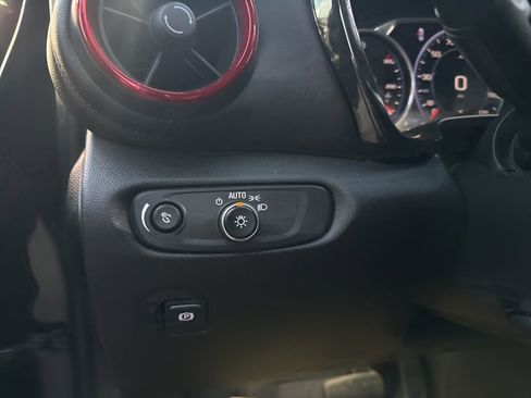 Used 2020 Chevrolet Blazer RS image 24