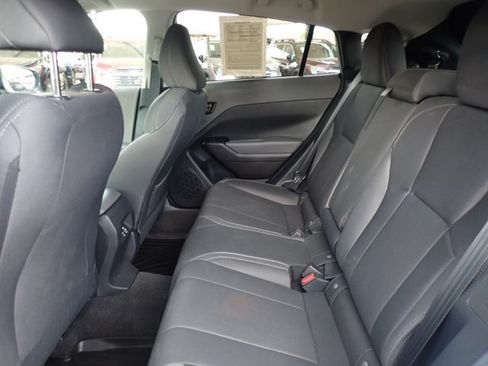 Used 2026 Subaru Crosstrek 2.5i Premium AWD/4WD image 9