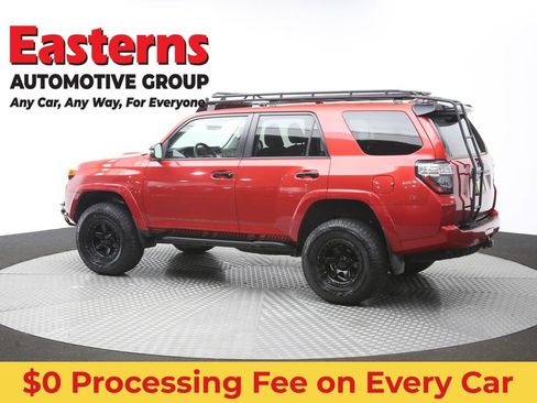 Used 2021 Toyota 4Runner Venture w/ Moonroof Package AWD/4WD image 63