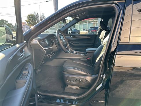 New 2025 Jeep Grand Cherokee L Altitude image 9