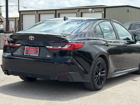 Certified 2025 Toyota Camry SE FWD image 6