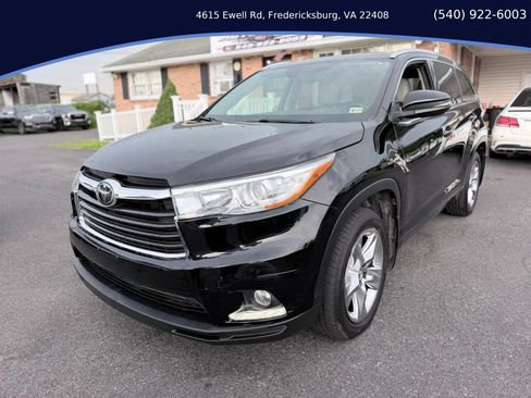 Used 2015 Toyota Highlander Limited Platinum AWD/4WD image 9