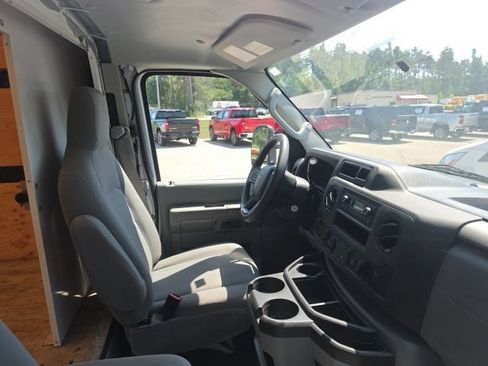 Used 2024 Ford E-350 and Econoline 350 Super Duty w/ Power Windows & Locks Group RWD image 12