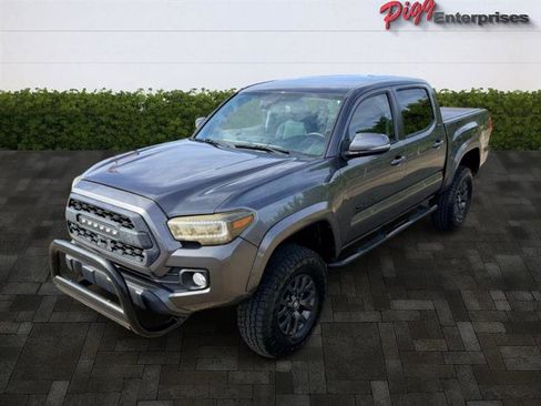 Used 2023 Toyota Tacoma SR5 image 6