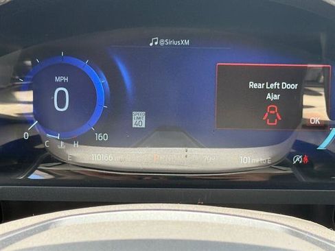 Used 2020 Ford Explorer Platinum w/ Premium Technology Package AWD/4WD image 15