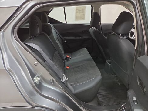Used 2021 Nissan Kicks S FWD image 11