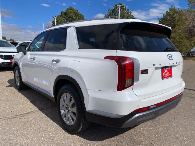 Used 2024 Hyundai Palisade SEL AWD/4WD image 3