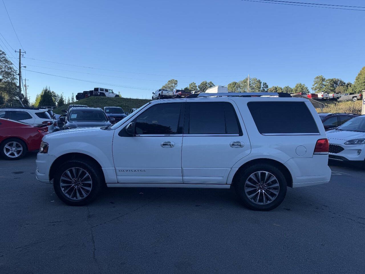 Used 2015 Lincoln Navigator 2WD image 10