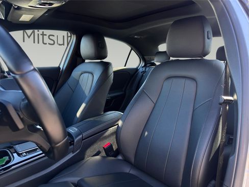 Used 2022 Mercedes-Benz A 220 4MATIC image 11