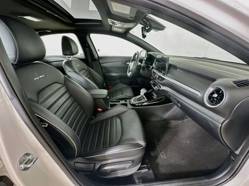 Used 2024 Kia Forte GT-Line w/ GT-Line Premium Package FWD image 31