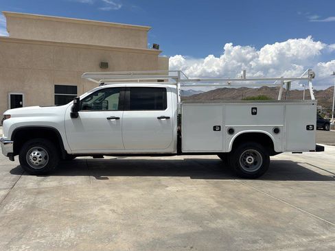 Used 2021 Chevrolet Silverado 3500 W/T w/ WT Convenience Package RWD image 4