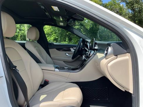 Used 2018 Mercedes-Benz C 300 Sedan image 27