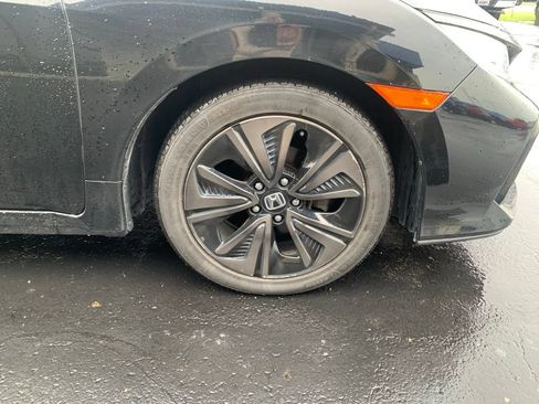 Used 2019 Honda Civic EX image 17