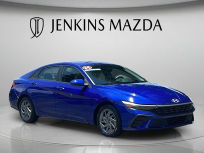 Used 2024 Hyundai Elantra SEL