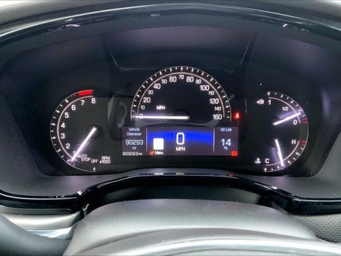 Used 2018 Cadillac XT5 Luxury image 19