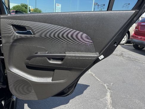 Used 2020 Chevrolet Sonic LT w/ Convenience Package FWD image 21