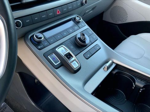 Used 2025 Hyundai Palisade SEL FWD image 15