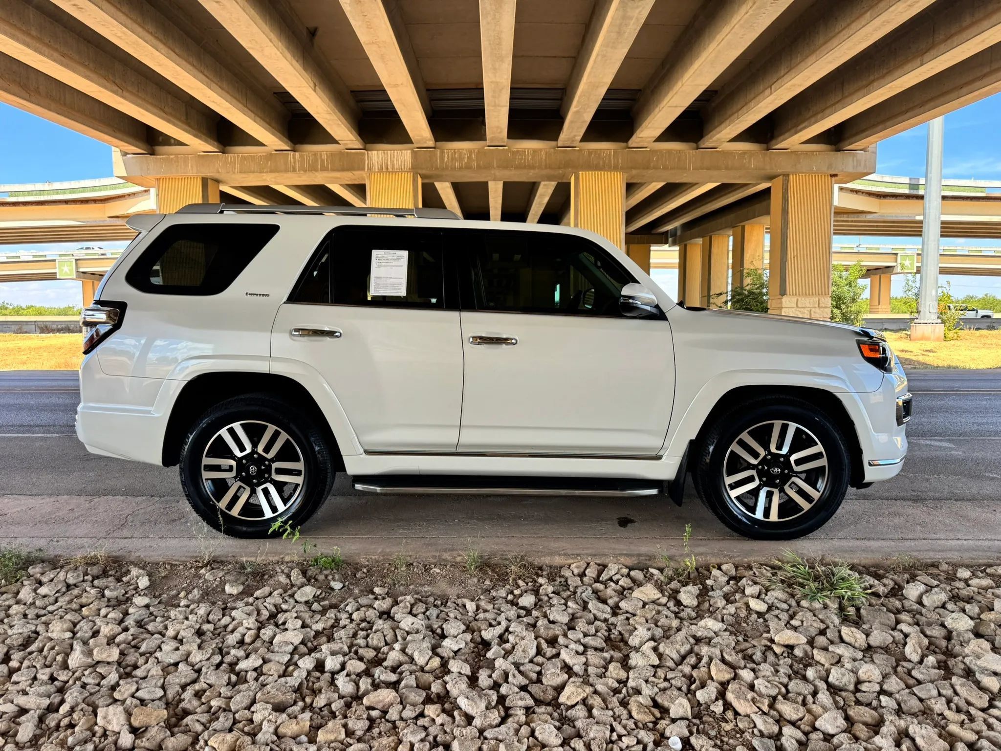 Used 2018 Toyota 4Runner Limited RWD image 2
