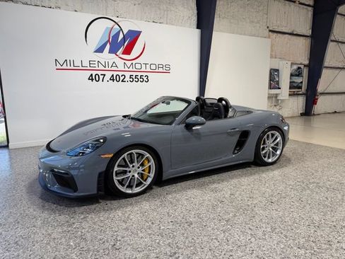 Used 2023 Porsche 718 Boxster Spyder RWD image 17