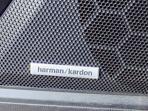 Certified 2023 Subaru Outback Limited image 17