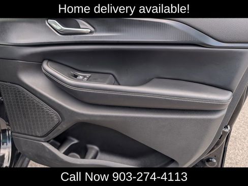 Used 2024 Jeep Grand Cherokee L Laredo RWD image 38