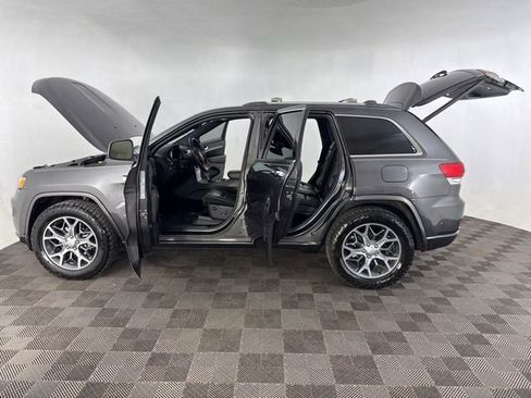 Used 2020 Jeep Grand Cherokee Overland image 11
