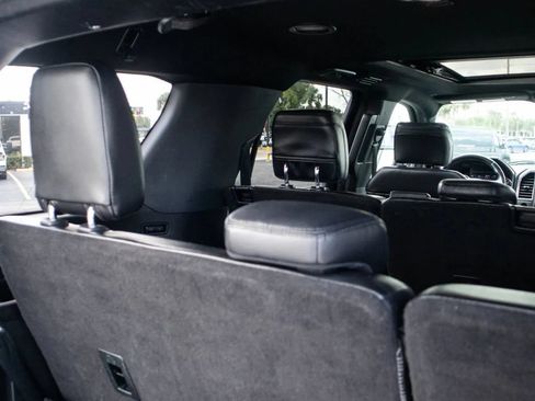 Used 2020 Ford Expedition Limited RWD image 8
