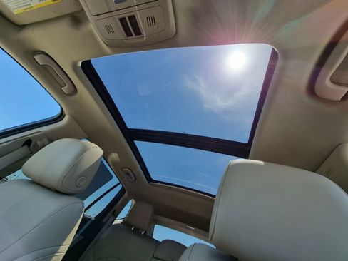 Used 2016 Buick Envision Premium AWD/4WD image 17