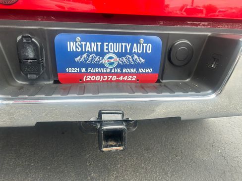 Used 2018 Chevrolet Silverado 1500 LT w/ All Star Edition AWD/4WD image 19