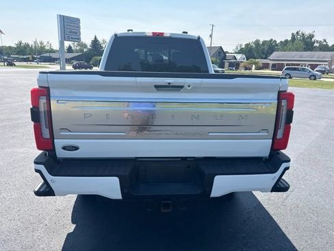 Used 2023 Ford F250 Platinum AWD/4WD image 4