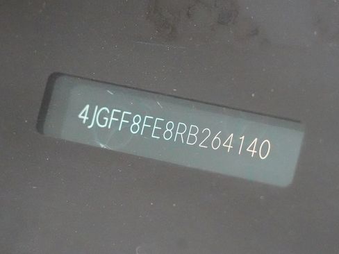 Used 2024 Mercedes-Benz GLS 580 4MATIC image 34