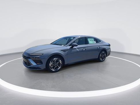New 2026 Hyundai Sonata SEL FWD image 4