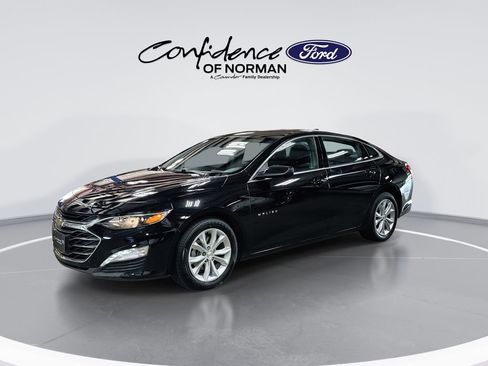 Used 2025 Chevrolet Malibu LT FWD image 4