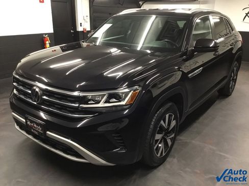 Used 2021 Volkswagen Atlas Cross Sport SE image 6