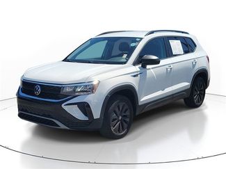 Used 2022 Volkswagen Taos S video 2