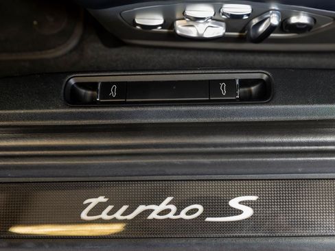 Used 2016 Porsche 911 Turbo S AWD/4WD image 91