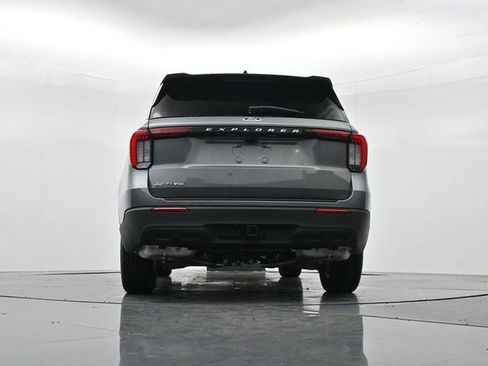 New 2026 Ford Explorer Active RWD image 48