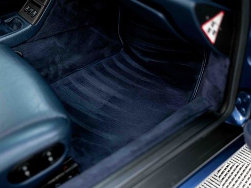 Used 1997 Porsche 911 Carrera RWD image 51