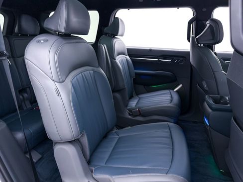 Used 2024 Kia EV9 GT-Line AWD/4WD image 42