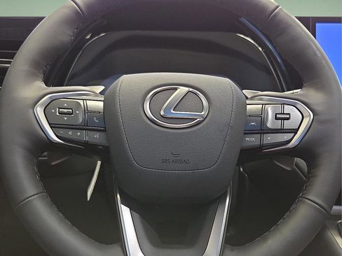 Used 2026 Lexus TX 350 AWD w/ Technology Package image 25