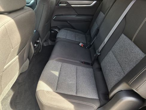 Used 2025 GMC Acadia Elevation FWD image 28
