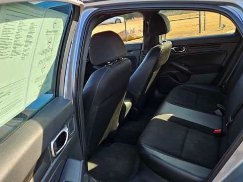 Used 2023 Honda Civic Sport image 8