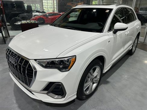 Used 2022 Audi Q3 2.0T Premium AWD/4WD image 11