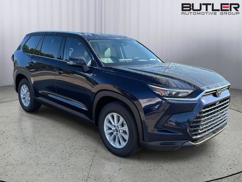 New 2026 Toyota Grand Highlander XLE FWD image 8