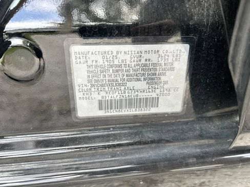 Used 2025 Nissan Versa SV FWD image 21