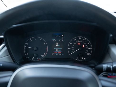 Used 2023 Toyota Corolla Cross LE image 17